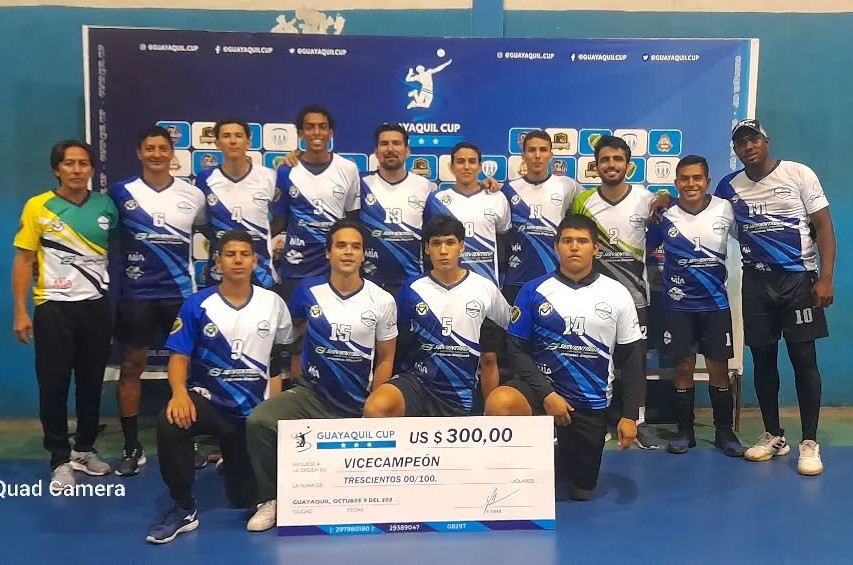 Equipo masculino senior de Machala Voley Club